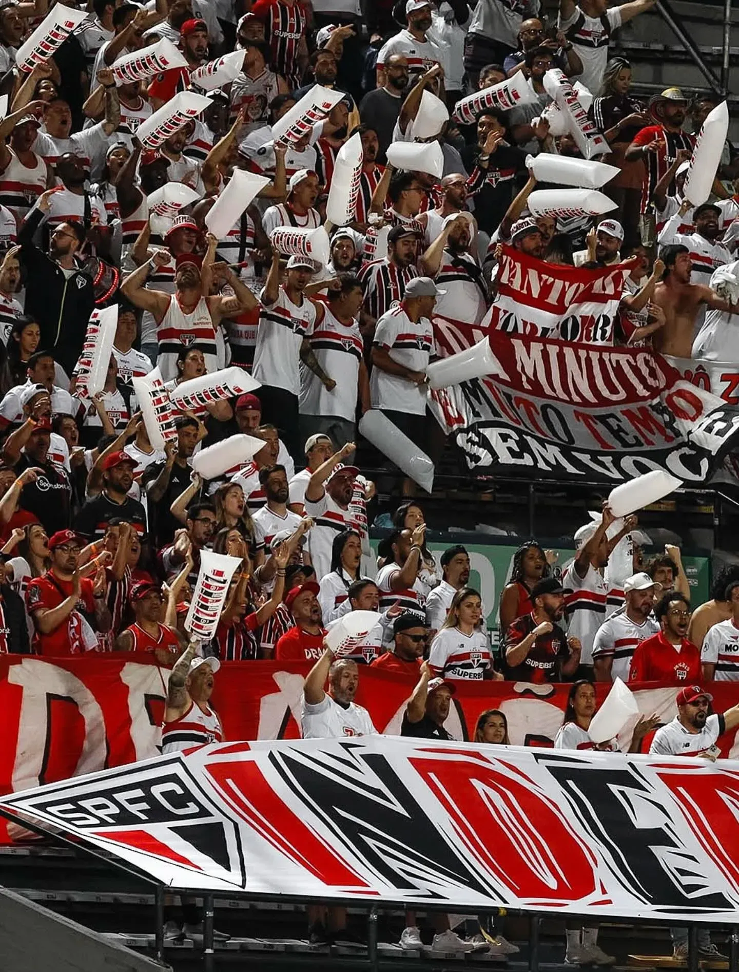 Torcida Independente na arquibancada