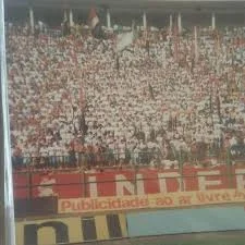 Independente na arquibancada do Morumbi, anos 70